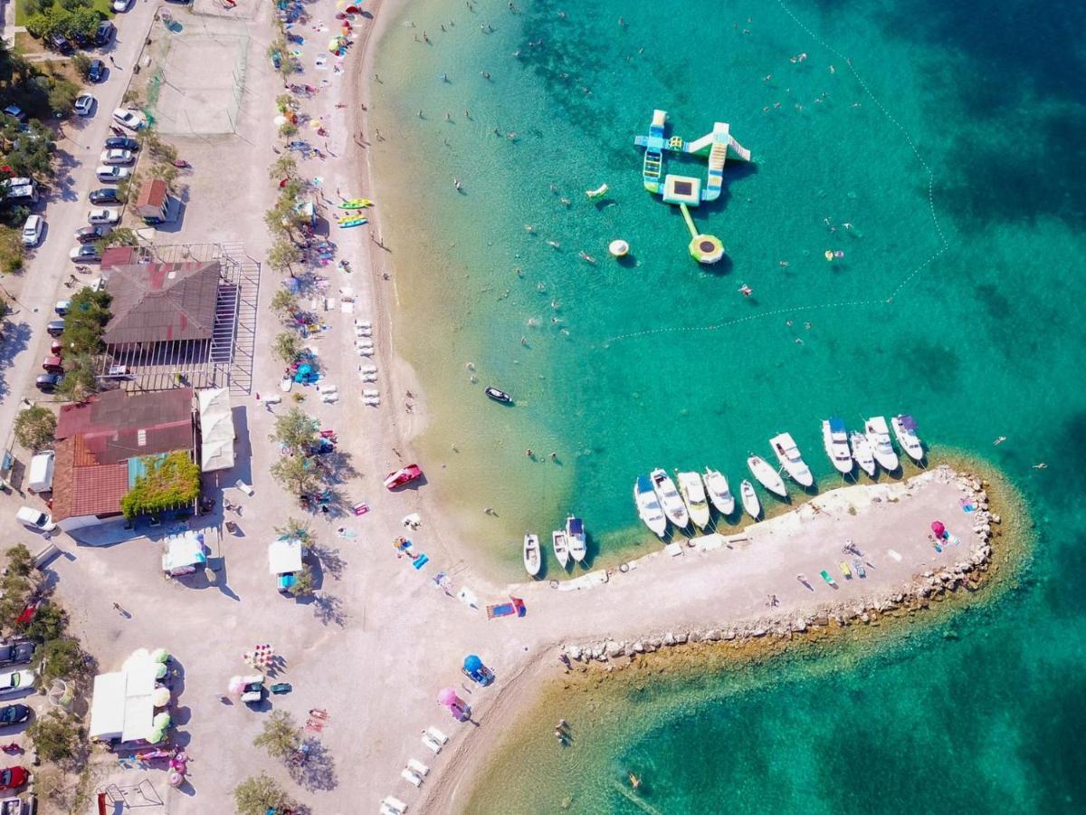 Beach Apartment - 50M From The Beach With Free Parking บีโอกราดนาโมรู ภายนอก รูปภาพ
